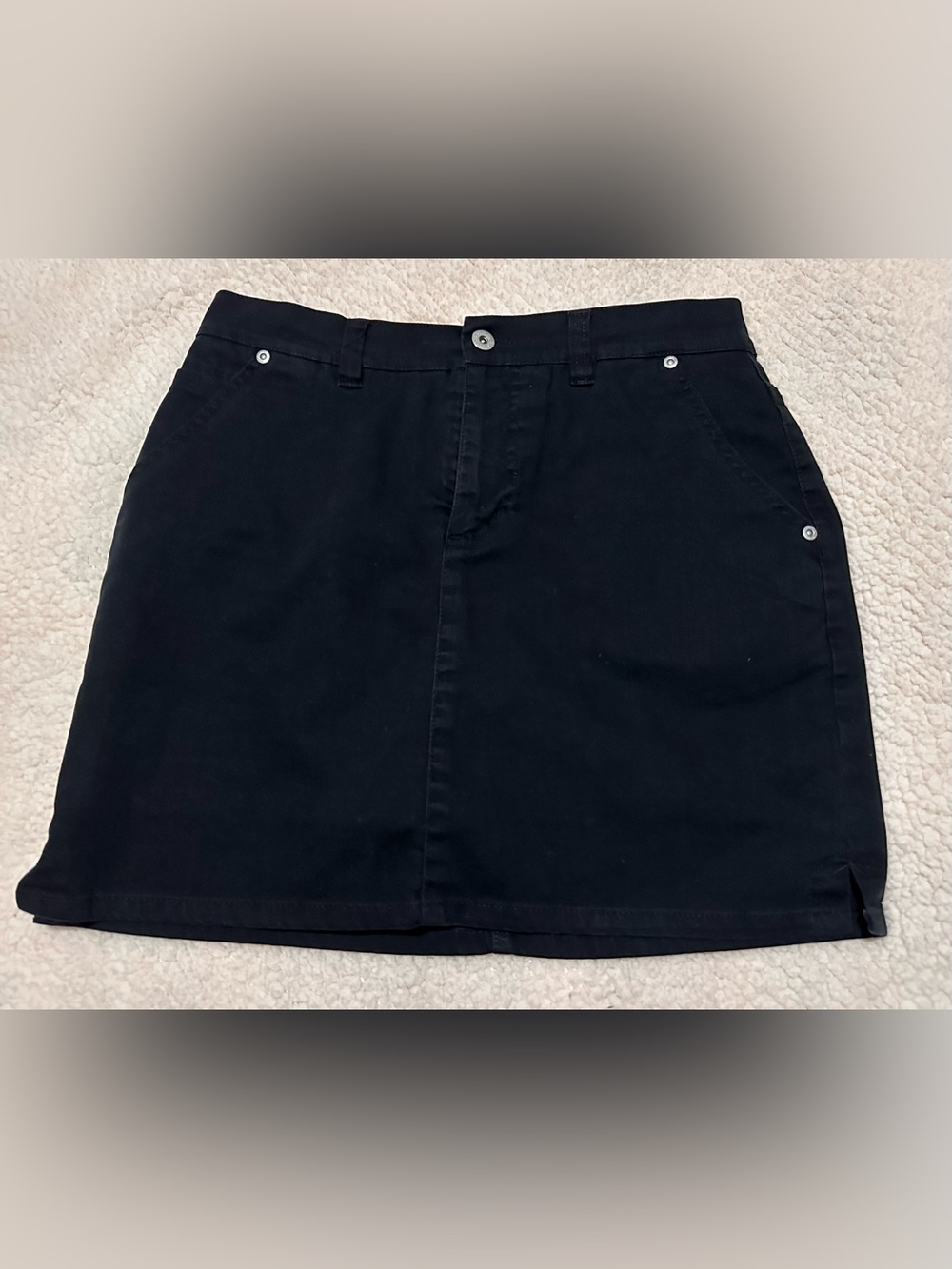 Gloria Vanderbilt Black denim Women's Skort small side slits pockets